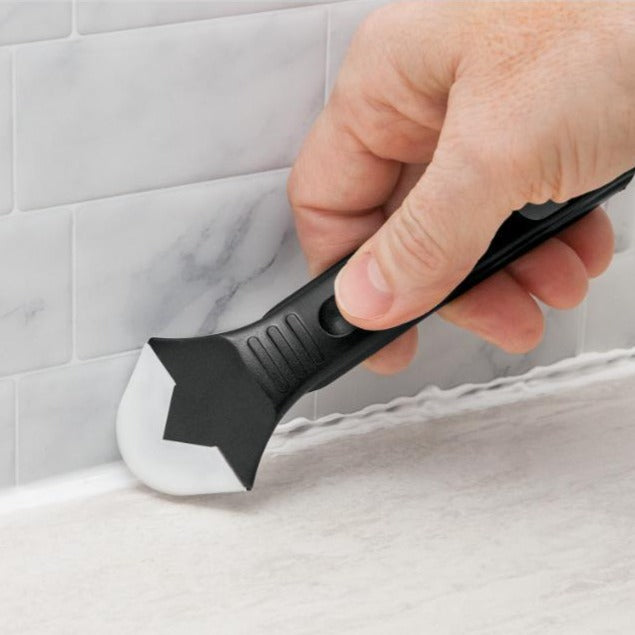 Handy Caulking Tool