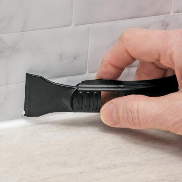 Handy Caulking Tool
