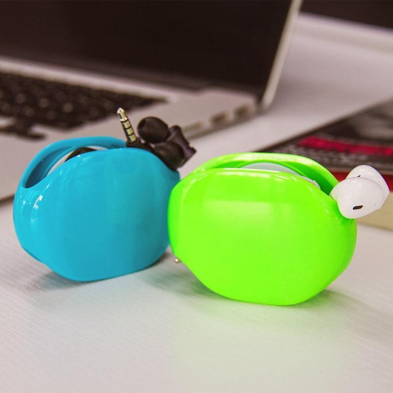 segmart® Cord Tangle-Free Portable Manager