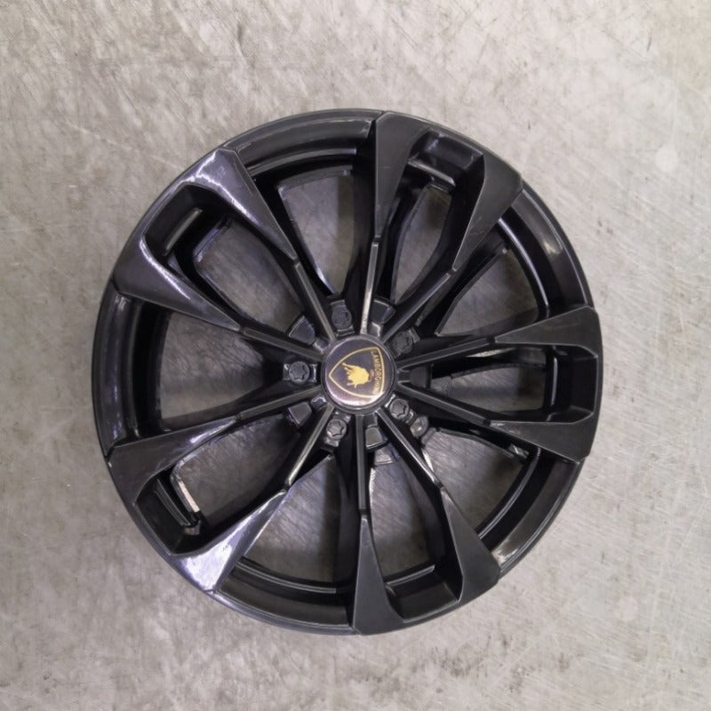 Lamborghini-tires