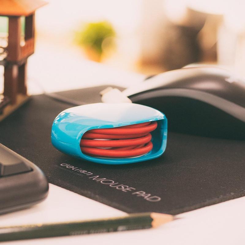 segmart® Cord Tangle-Free Portable Manager