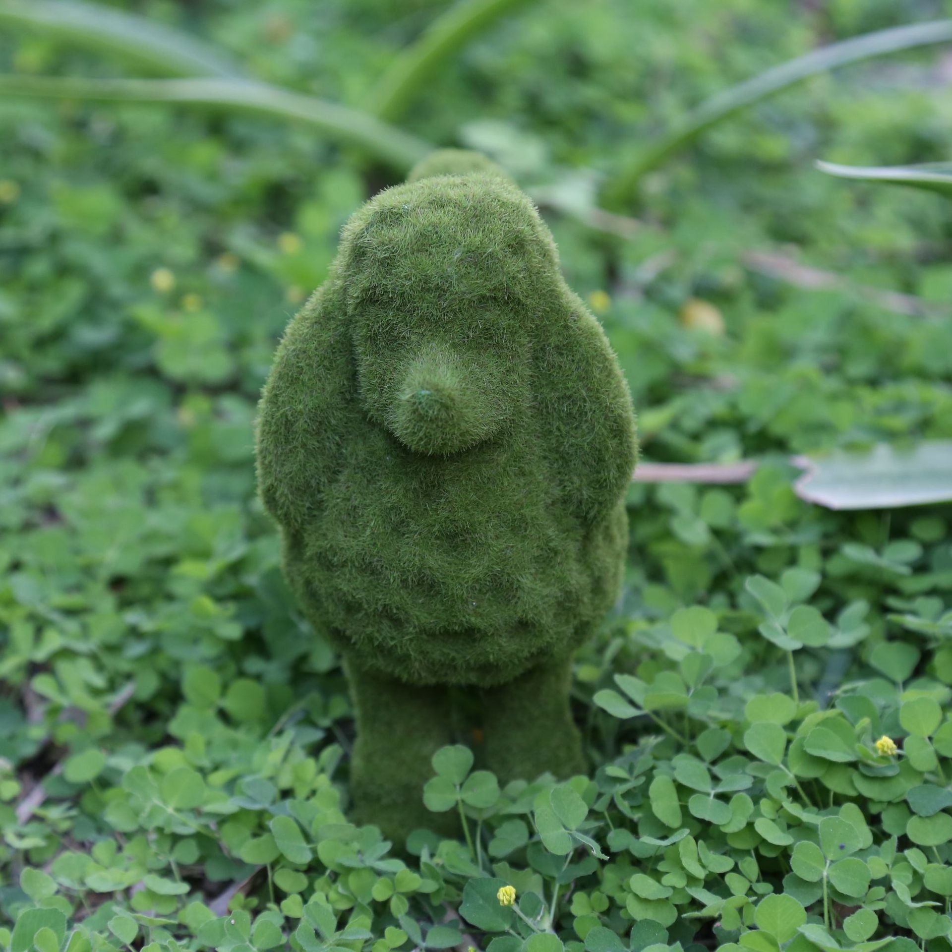 Dog Statue Decorative Peeing Dog Topiary