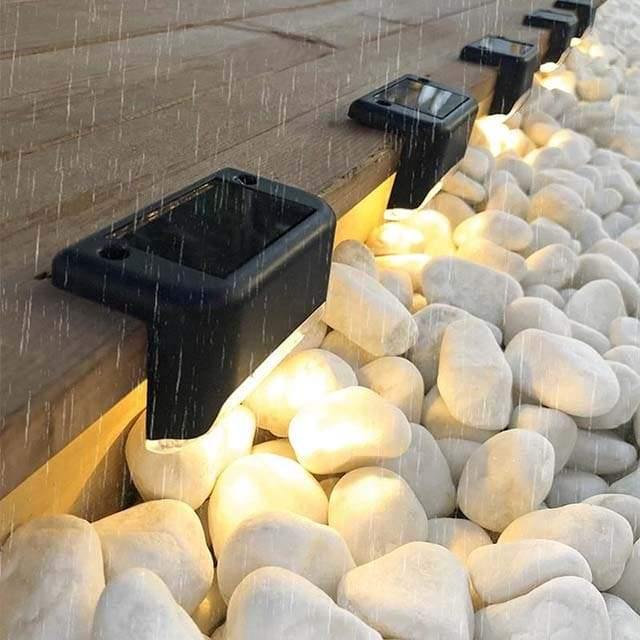 MUST BUY Solar Outdoor Deck Lights - Vast Case